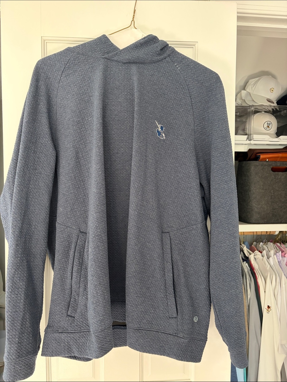 lululemon athletica Men's Lightweight Hooded Pullover - Slate Blue